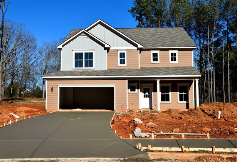 4 Essential Considerations for Landscaping Your Long Driveway