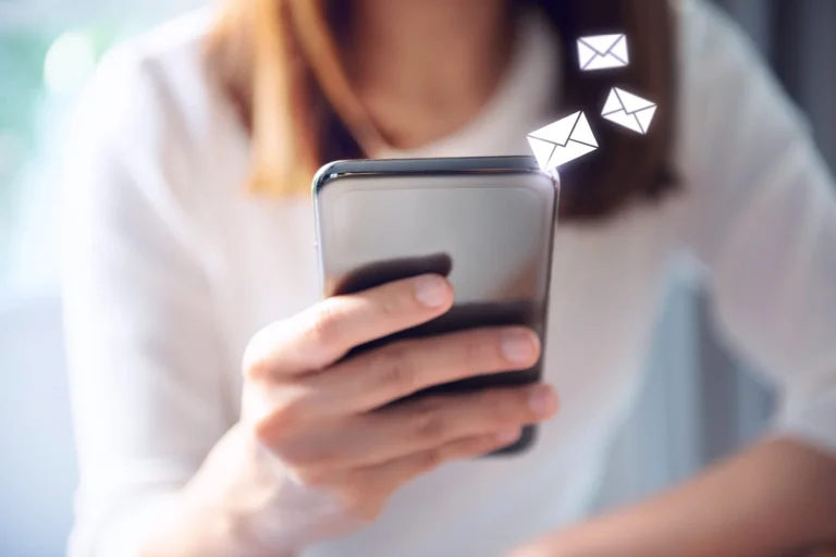 Maximizing ROI with SMS Advertising Campaigns