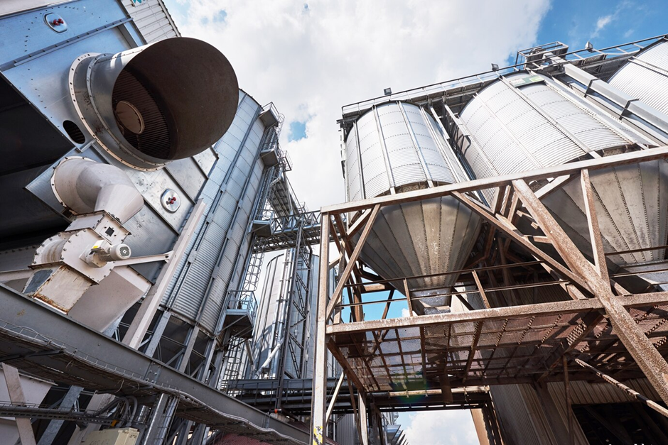 Efficient Storage Solutions: Discover the Benefits of Modern Silos